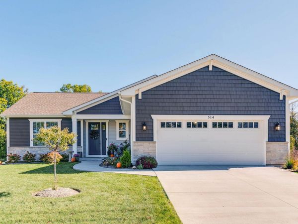 514 Arbor Ridge Dr, Delavan, WI 53115
