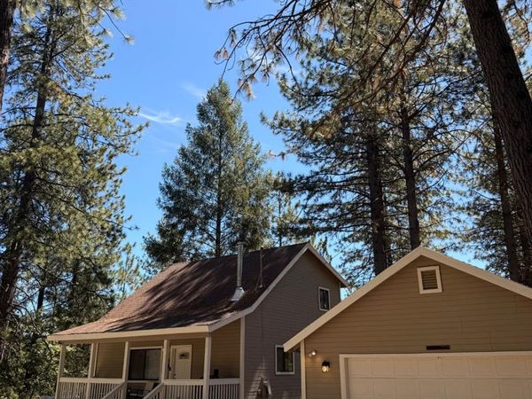 115 Main St, Gold Run, CA 95717