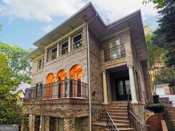 935 Clifton Road NE, Atlanta, GA 30307