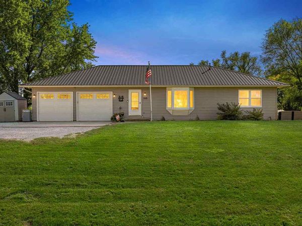168 290th St, West Branch, IA 52358