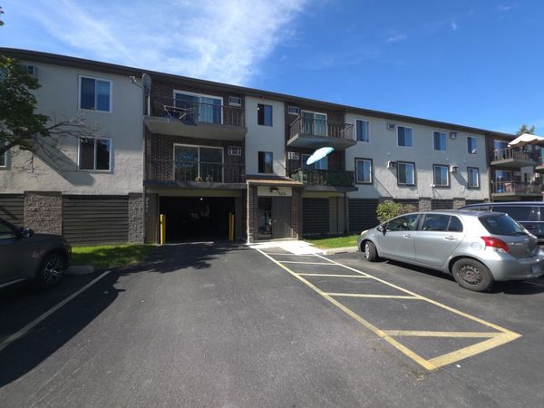 1674 KIOWA Circle , Unit 101, Naperville, IL 60565