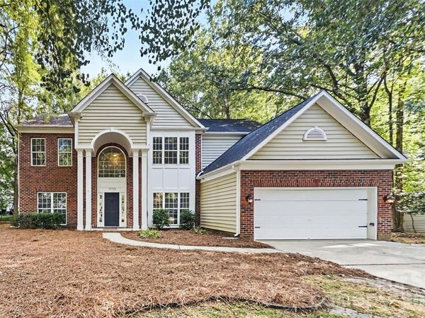 15725 Prestwoods Lane, Huntersville, NC 28078