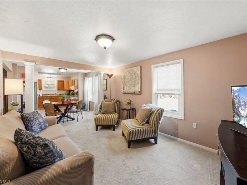 5806 Madison Avenue, Cleveland, OH 44102 Photo 6