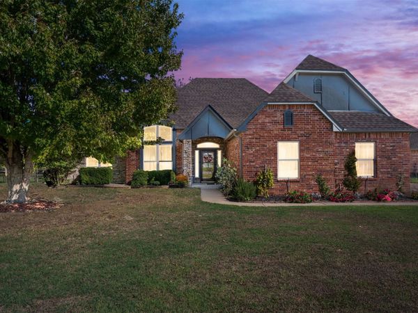 26619 Duck Pond Drive , Claremore, OK 74019