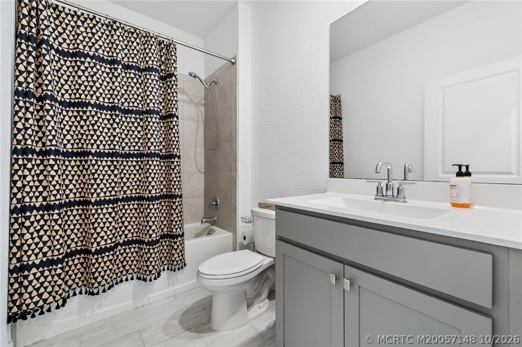 1590 NE Skyhigh Terrace , Jensen Beach, FL 34957 Photo