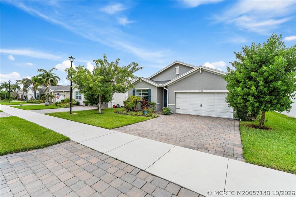 1590 NE Skyhigh Terrace , Jensen Beach, FL 34957 Photo