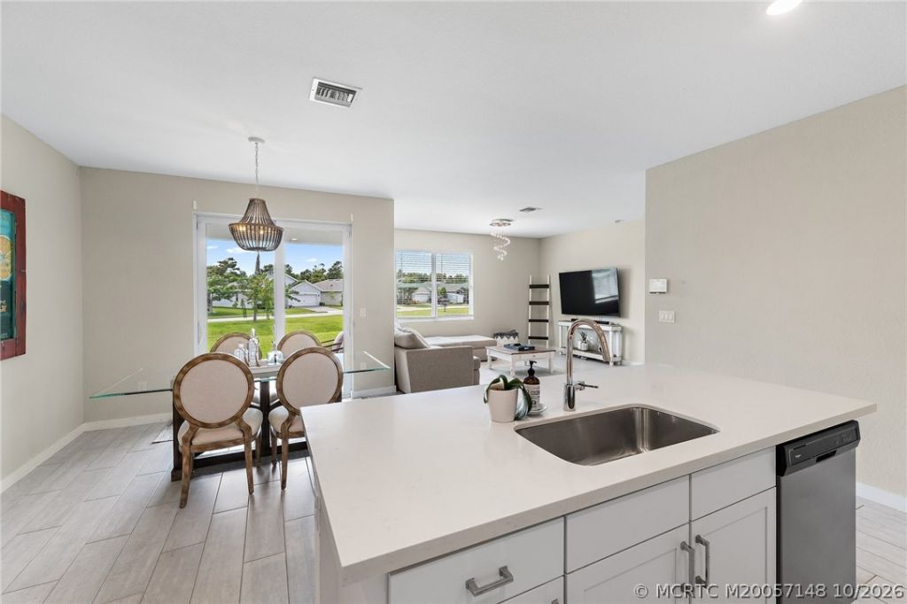 1590 NE Skyhigh Terrace , Jensen Beach, FL 34957 Photo
