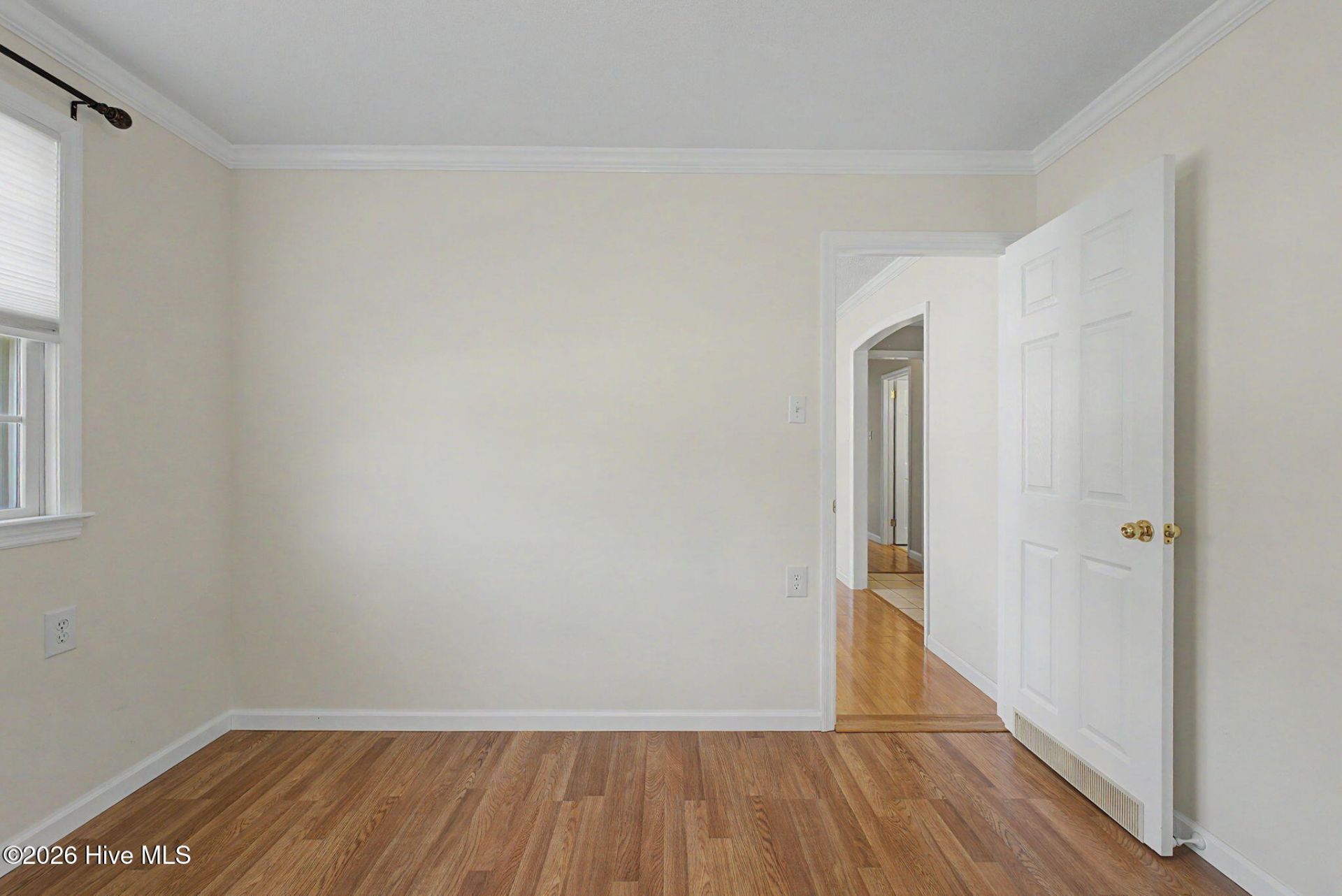 1039 Center Street Photo 14