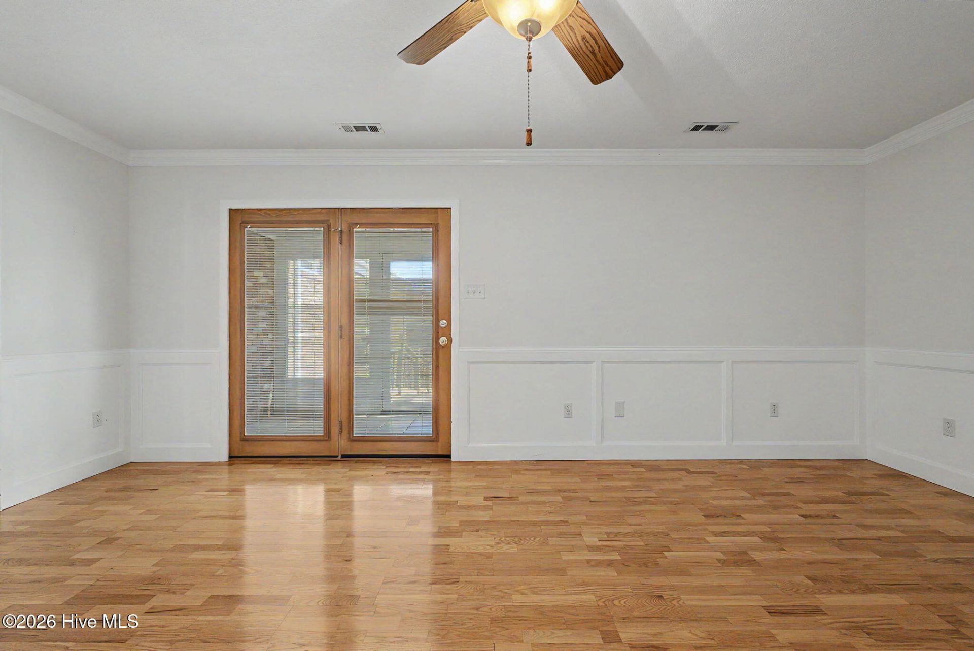 1039 Center Street Photo 22