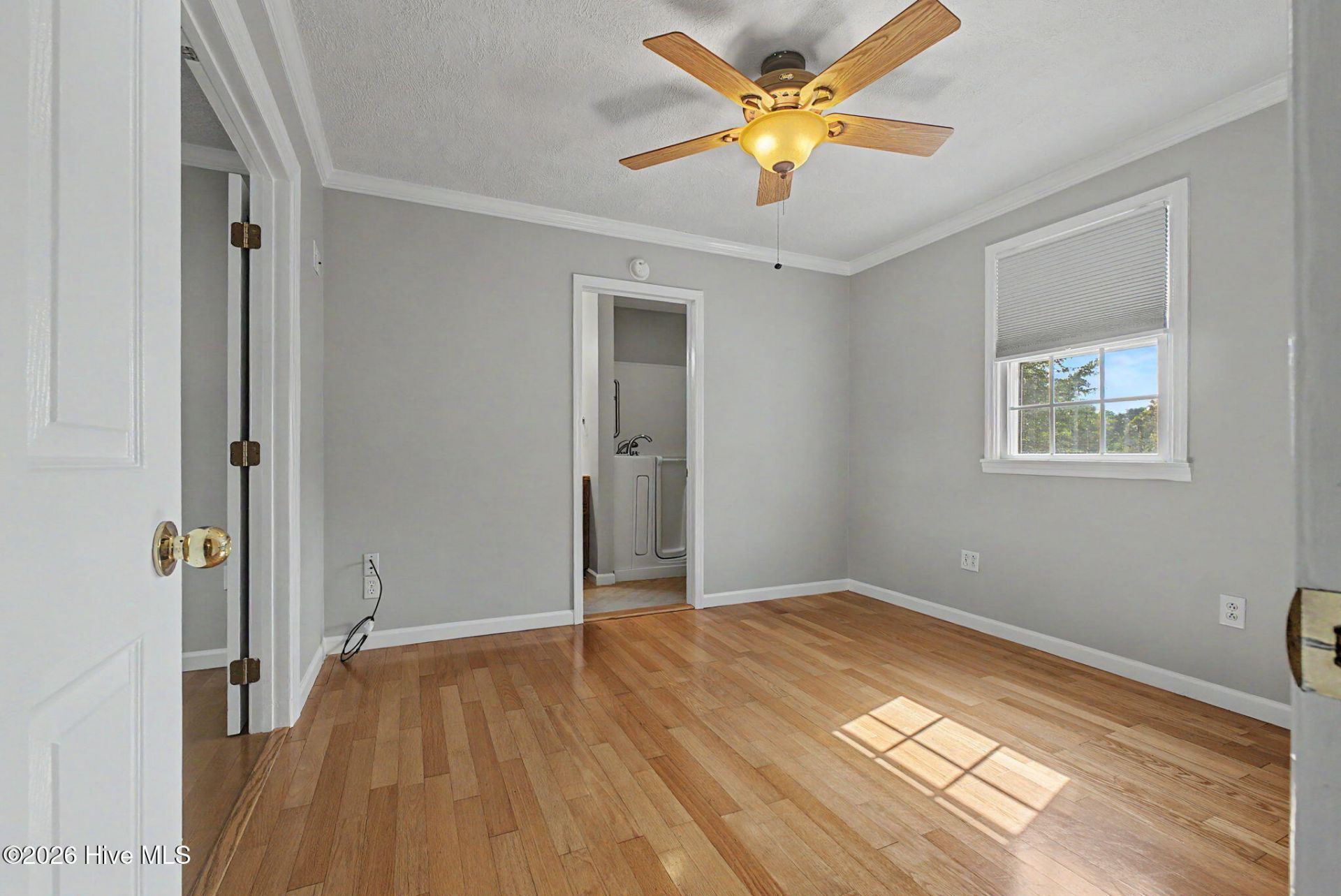 1039 Center Street Photo 24