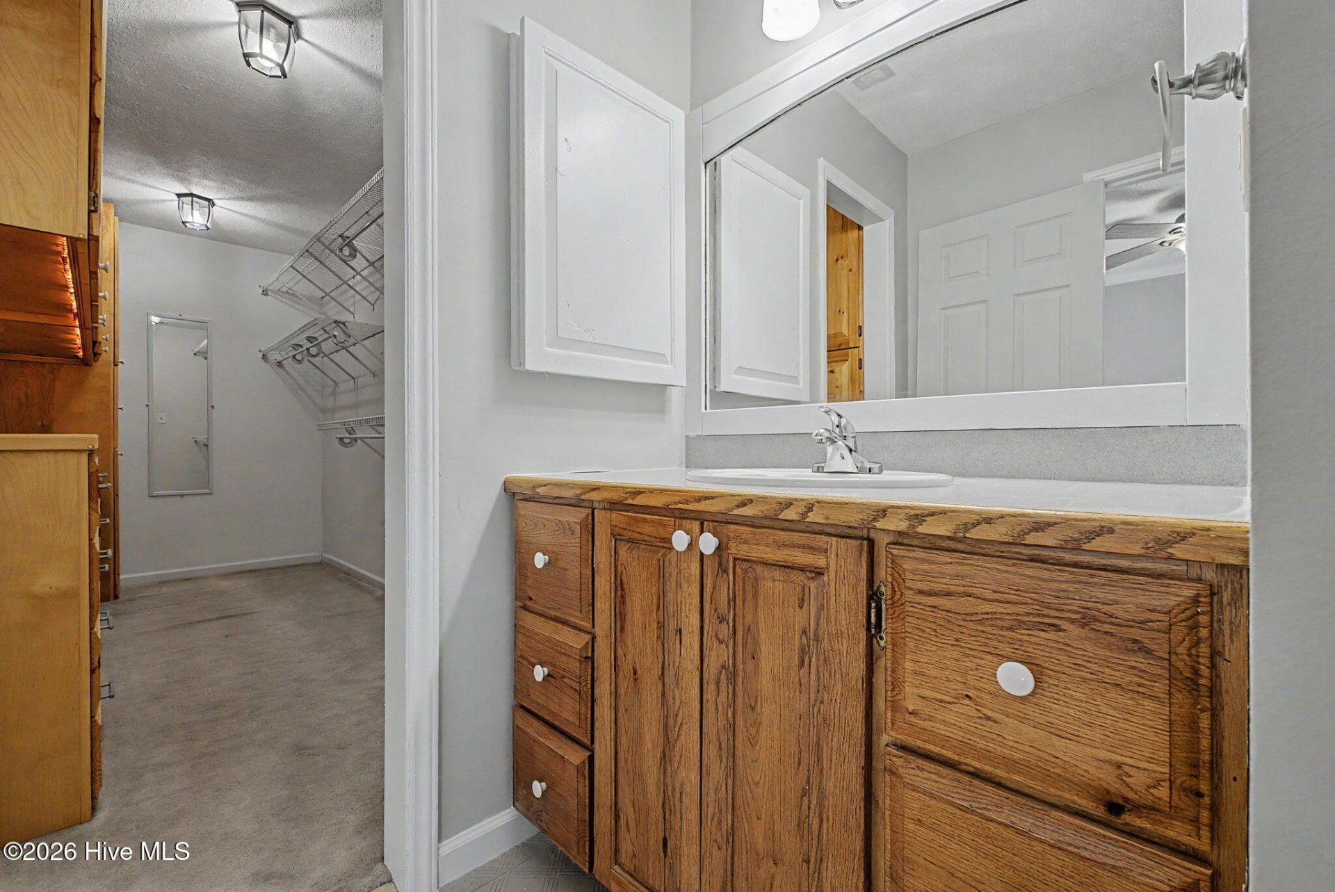 1039 Center Street Photo 33