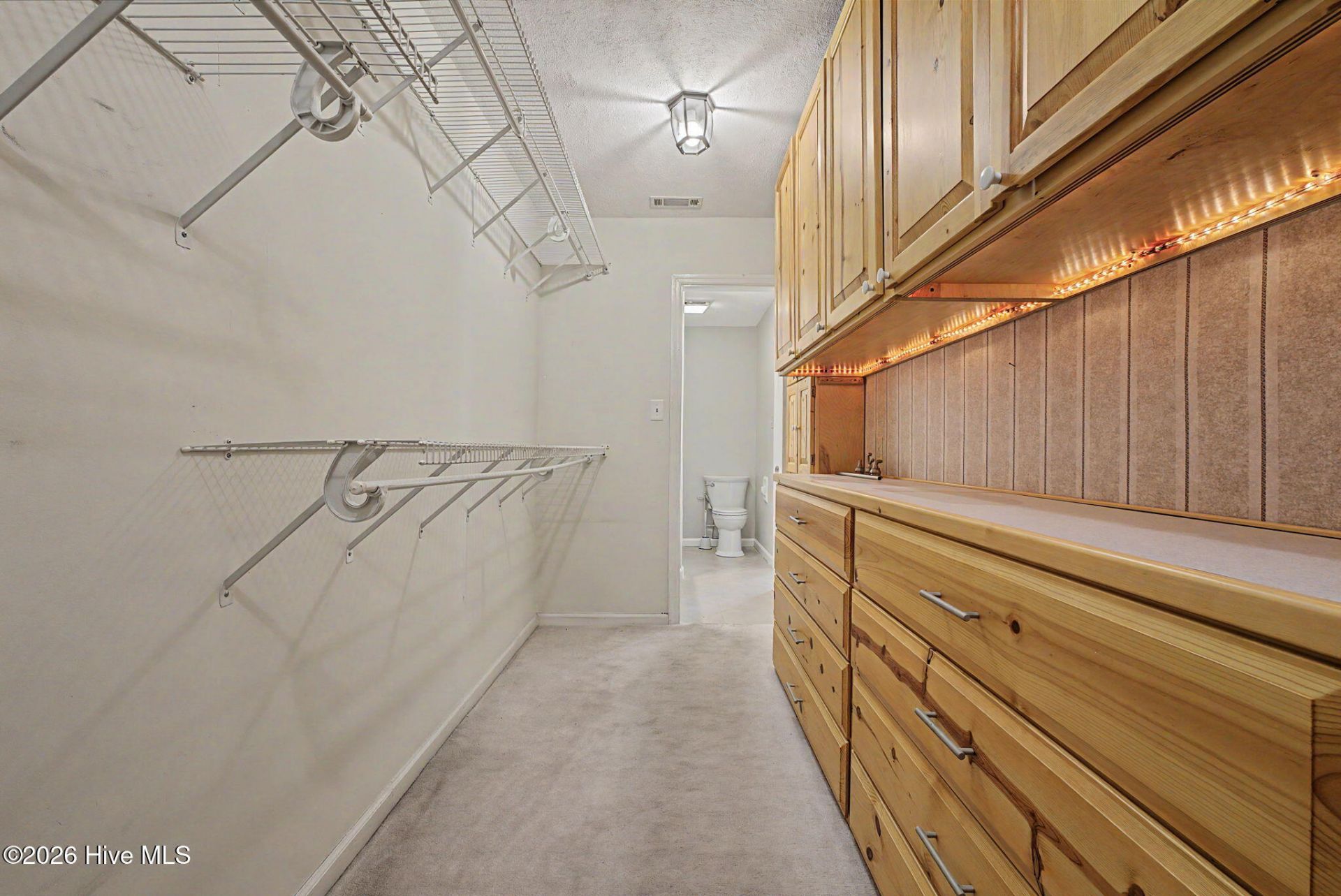 1039 Center Street Photo 35