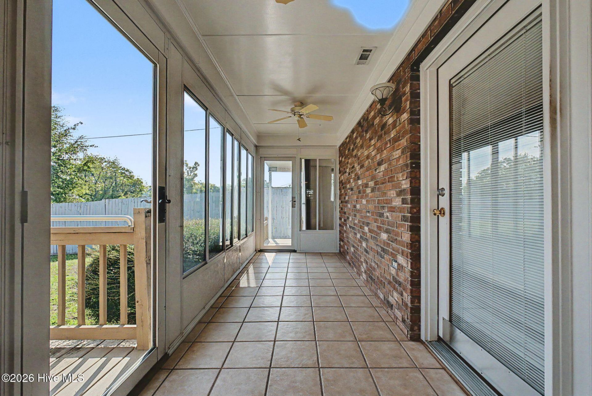 1039 Center Street Photo 38