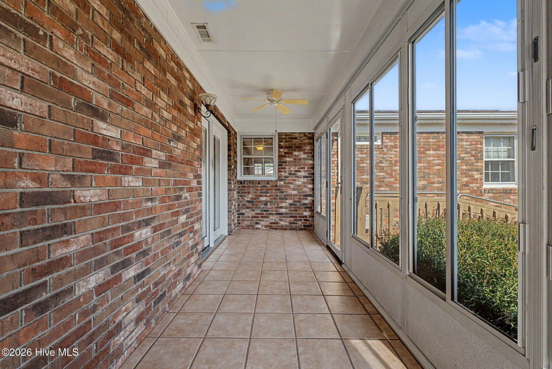 1039 Center Street Photo 39