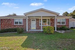 1039 Center Street photo 4