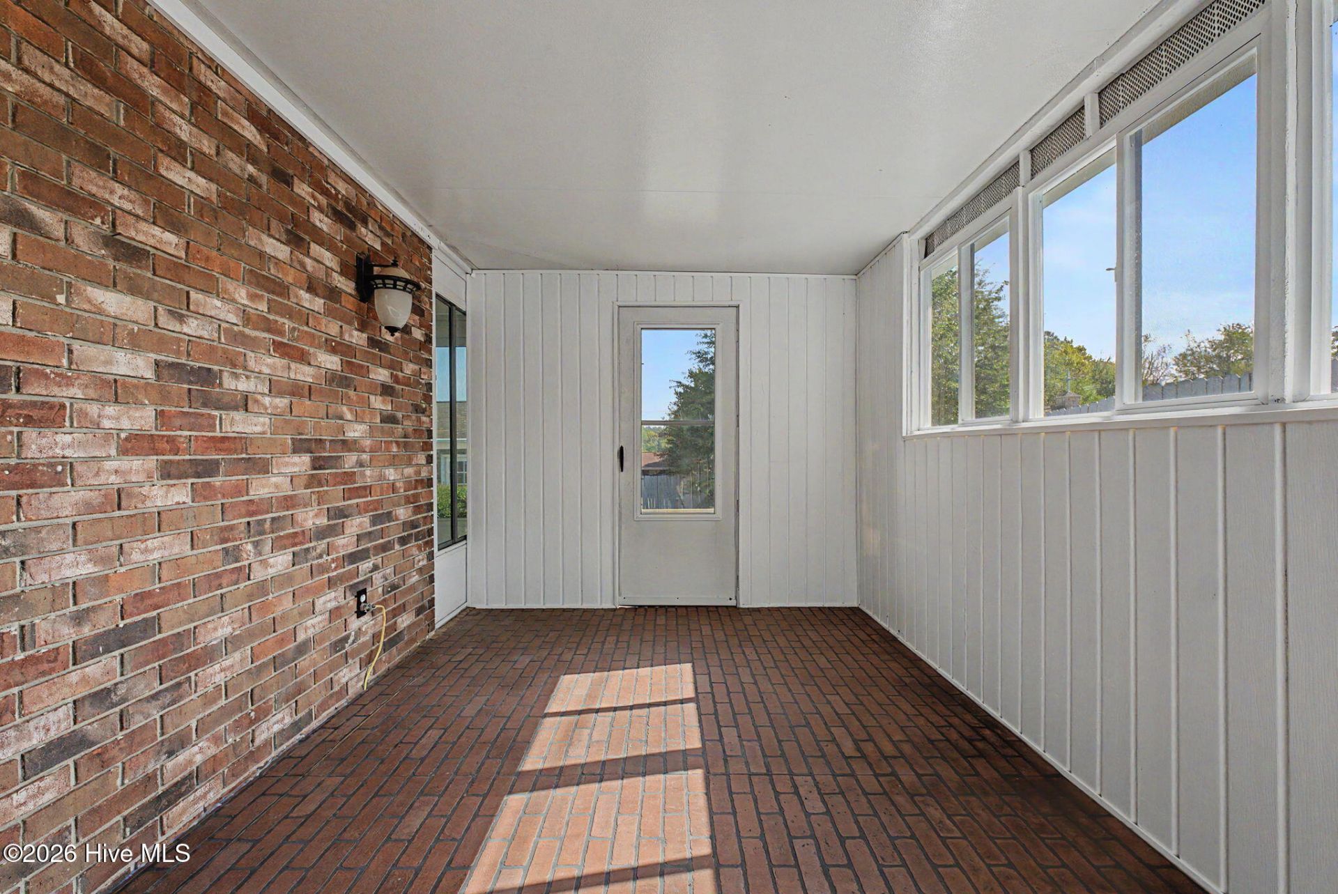 1039 Center Street Photo 41
