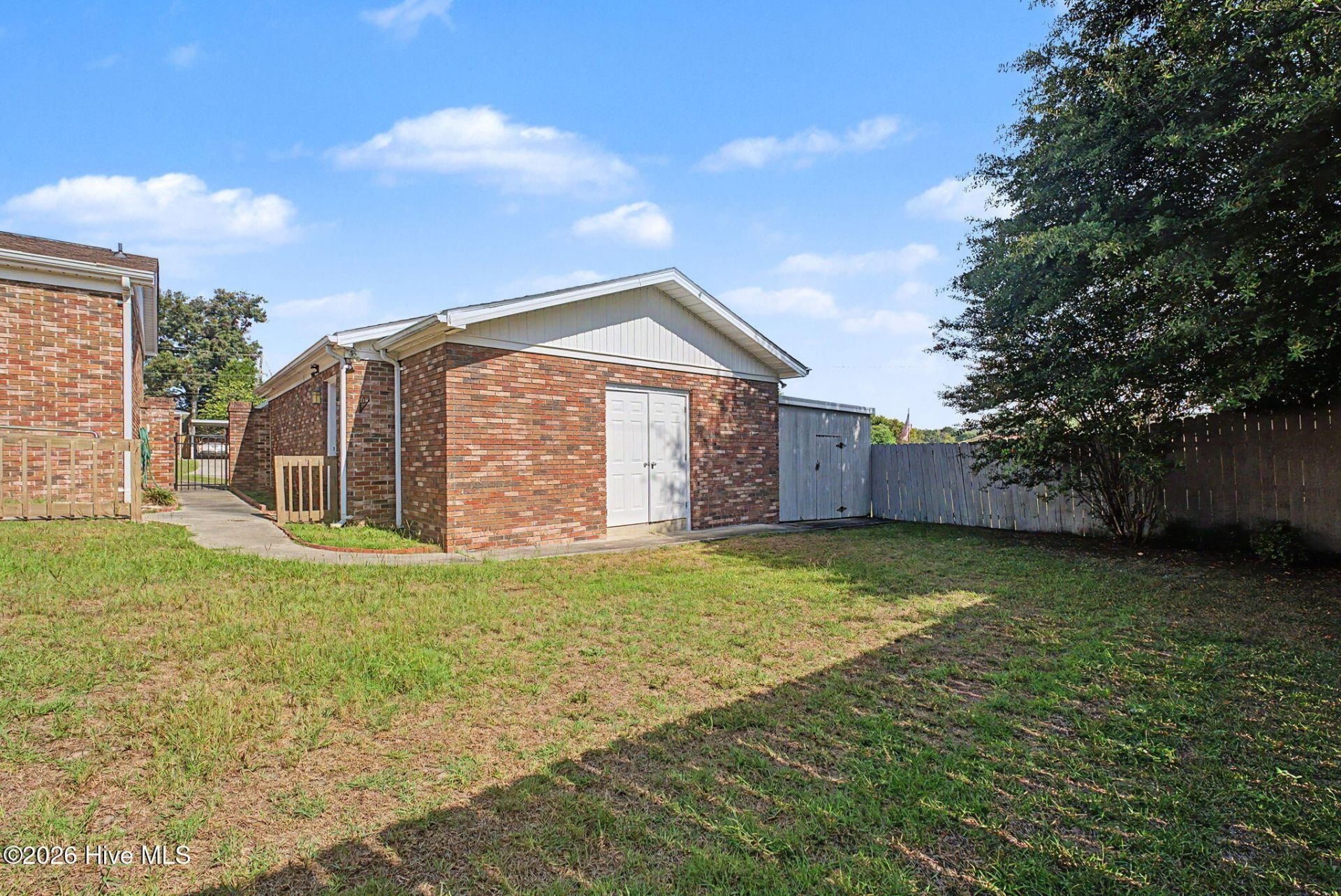 1039 Center Street Photo 43