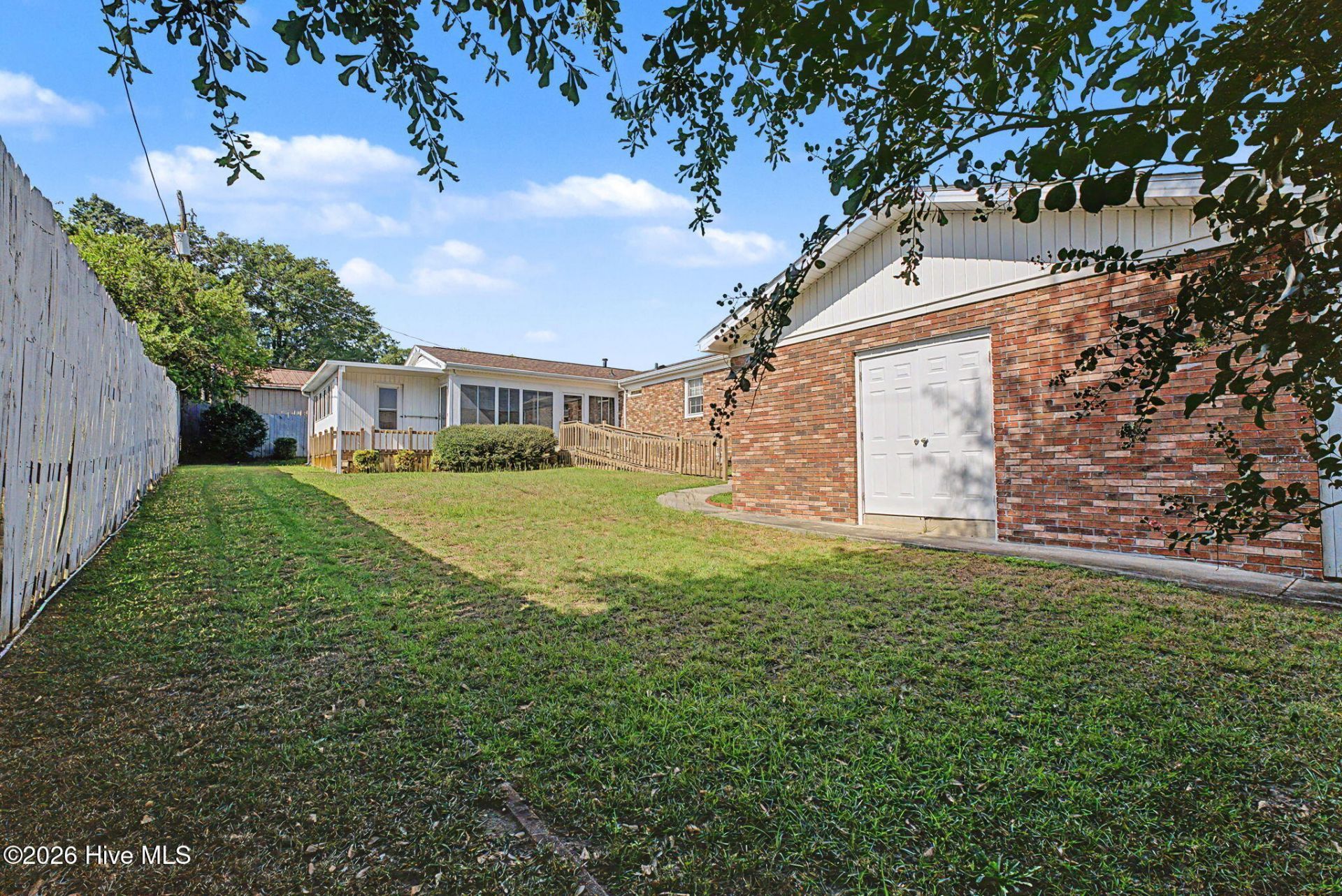 1039 Center Street Photo 44