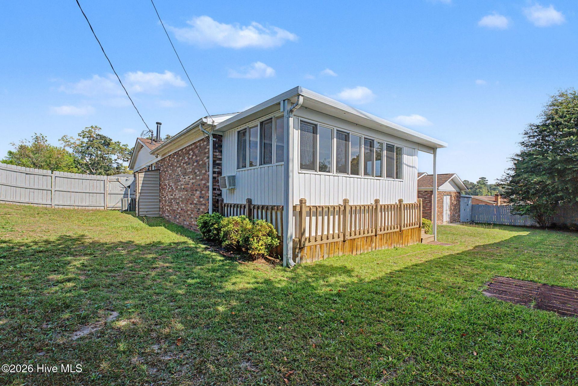 1039 Center Street Photo 45