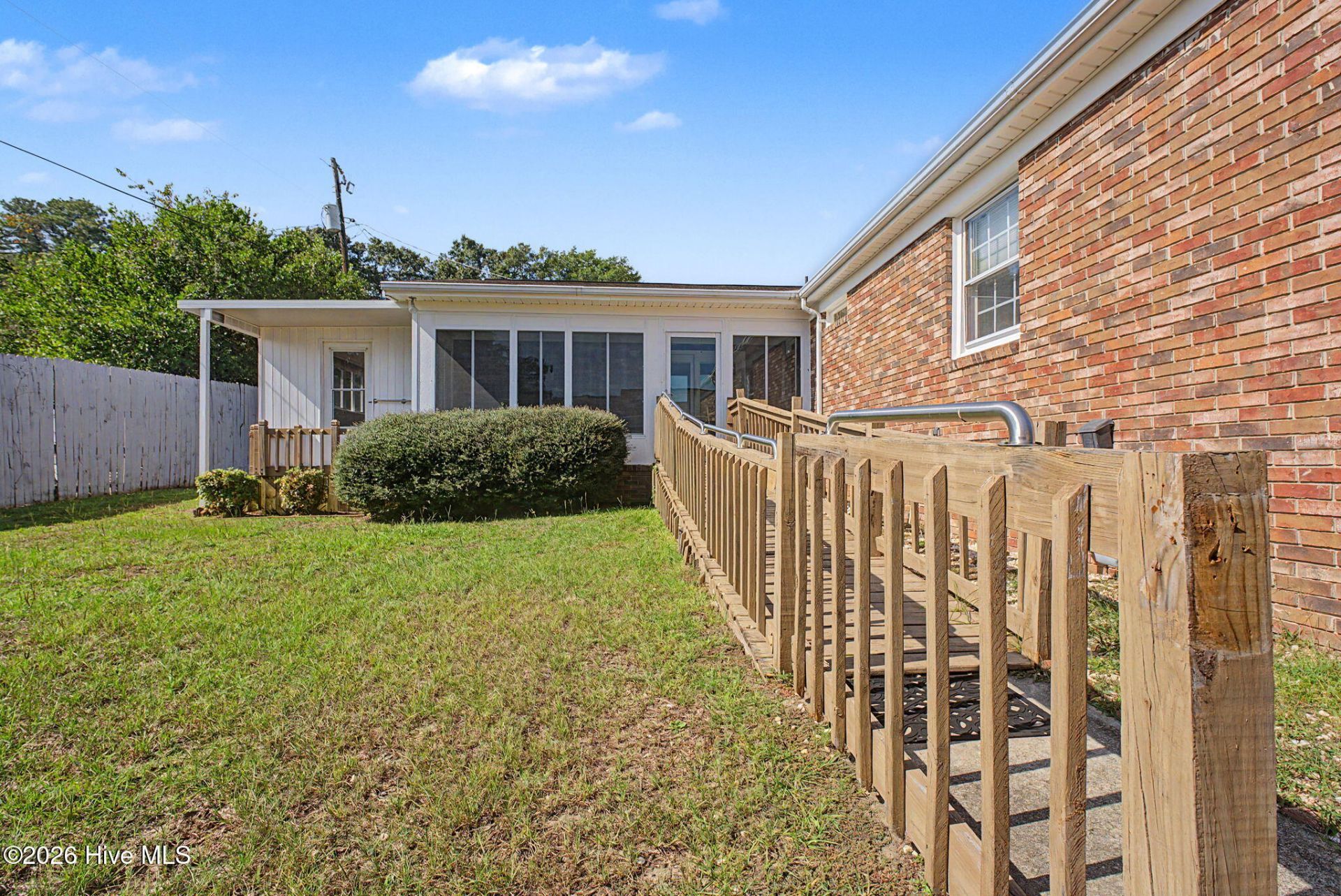 1039 Center Street Photo 48