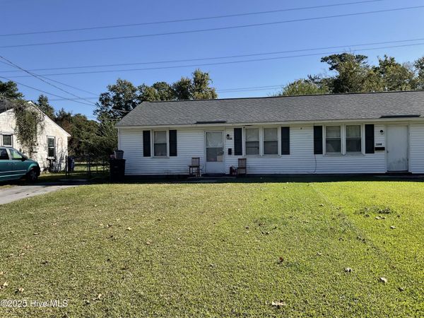 1230 Davis Street , Jacksonville, NC 28540