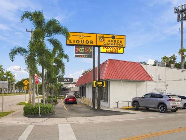 17010 S Dixie Hwy , Palmetto Bay, FL 33157