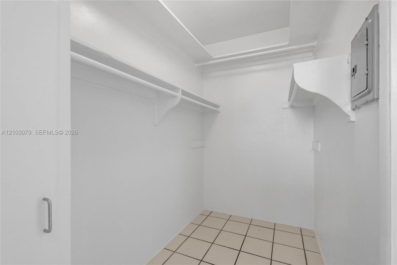 1850 Meridian Ave , Unit 24, Miami Beach, FL 33139 Photo