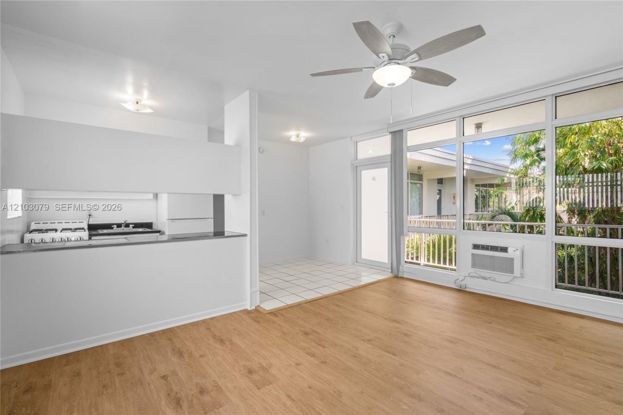 1850 Meridian Ave , Unit 24, Miami Beach, FL 33139 Photo
