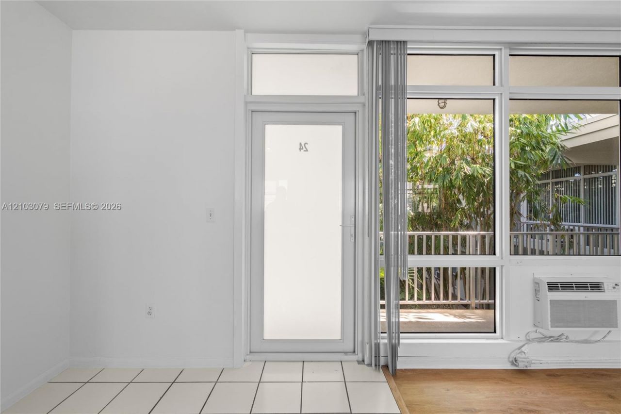 1850 Meridian Ave , Unit 24, Miami Beach, FL 33139 Photo