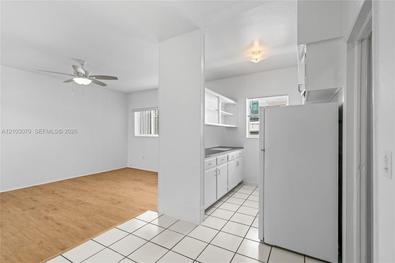 1850 Meridian Ave , Unit 24, Miami Beach, FL 33139 Photo