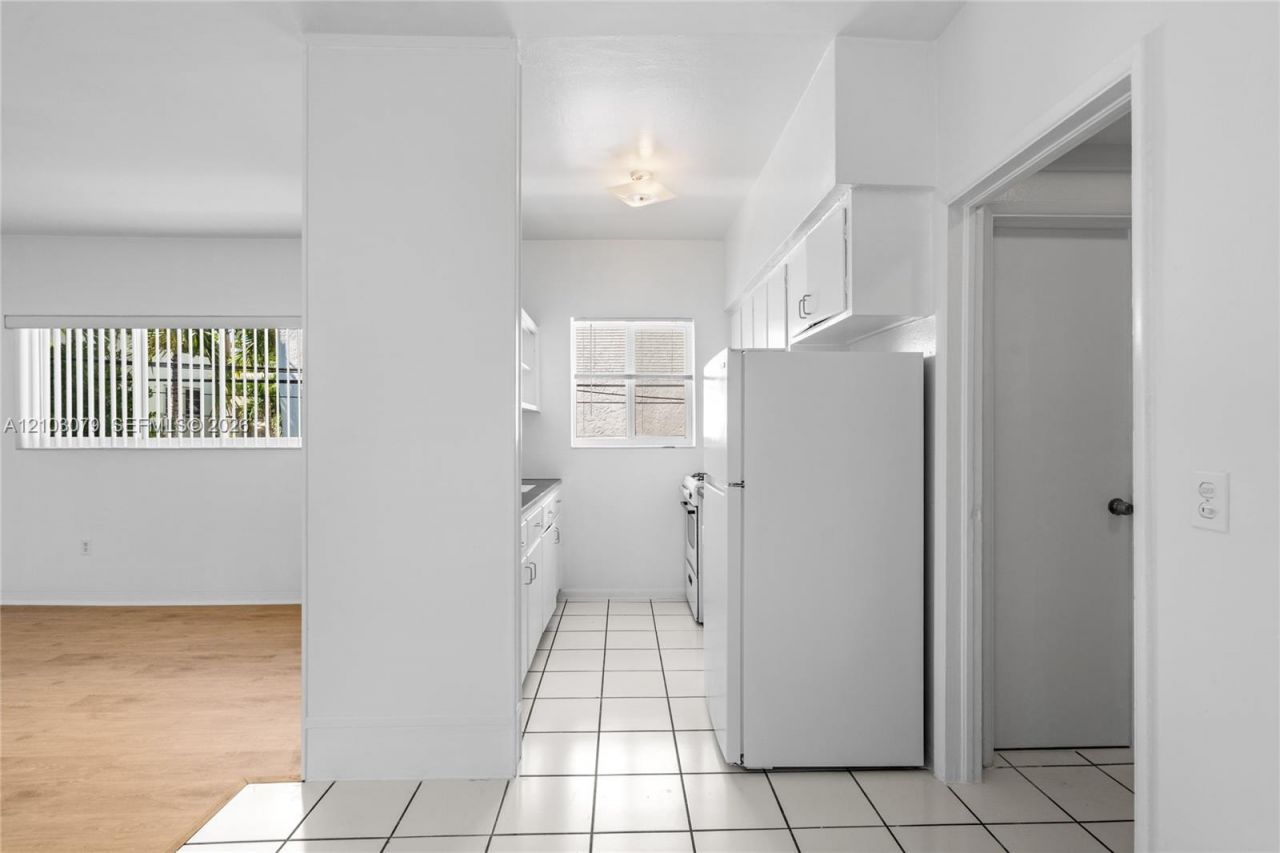 1850 Meridian Ave , Unit 24, Miami Beach, FL 33139 Photo