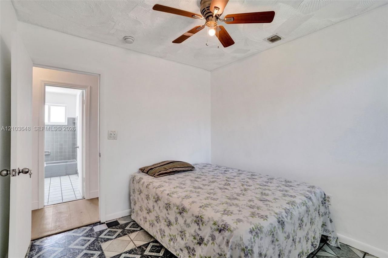 4839 NW 2nd Ct , Plantation, FL 33317 Photo