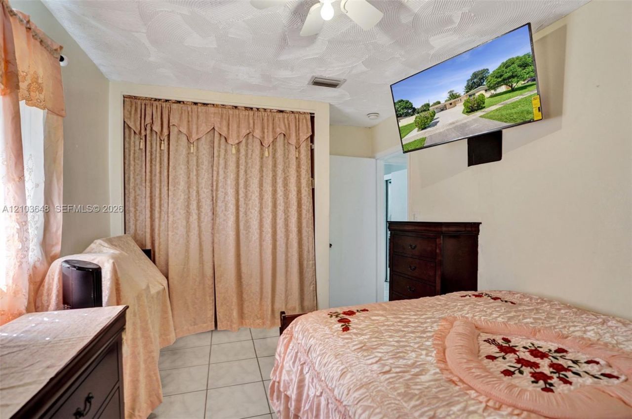 4839 NW 2nd Ct , Plantation, FL 33317 Photo