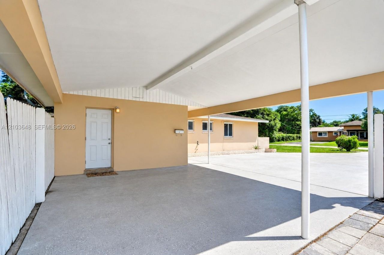 4839 NW 2nd Ct , Plantation, FL 33317 Photo