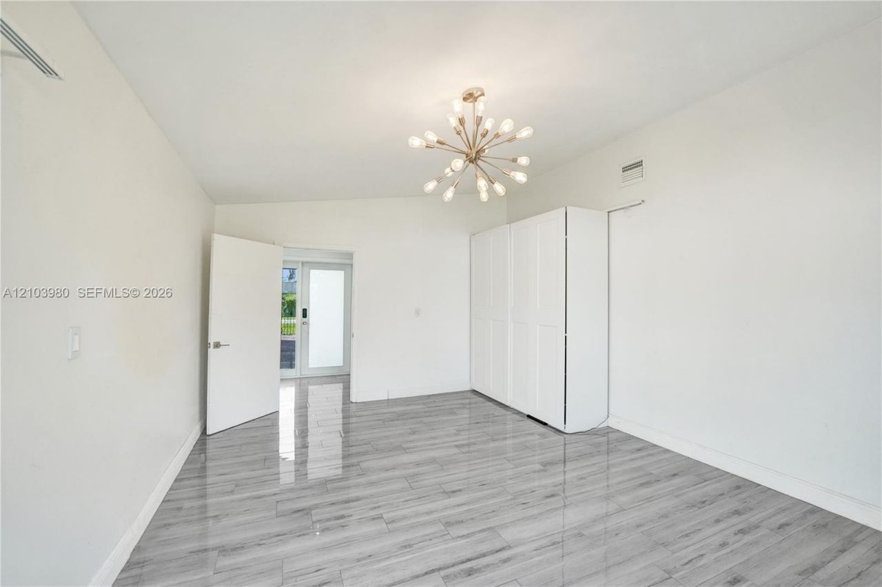 5505 SW 9th St , Margate, FL 33068 Photo