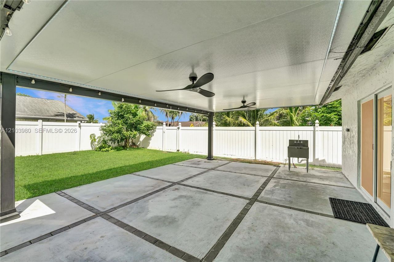 5505 SW 9th St , Margate, FL 33068 Photo