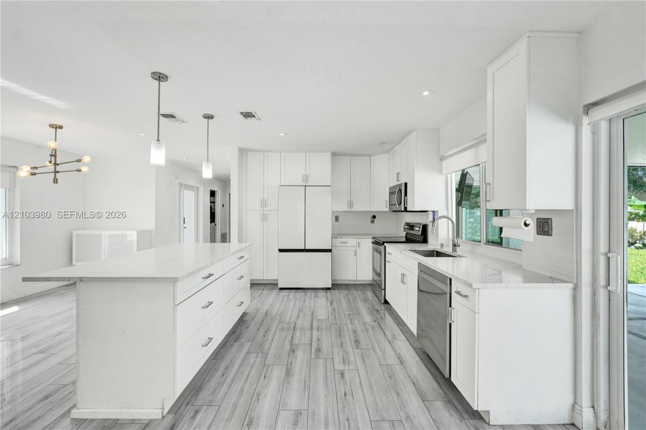 5505 SW 9th St , Margate, FL 33068 Photo