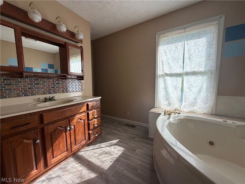 3950 Wolf Road SW, Port Washington, OH 43837 Photo 7