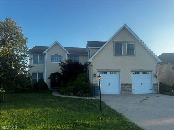 7016 E Sunview Drive, Lakeside Marblehead, OH 43440