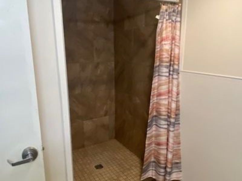 182 E Midlothian, Youngstown, OH 44507 Photo 5