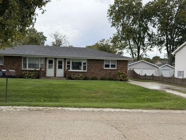 912 Luther Drive , Unit B, Wilmington, IL 60481