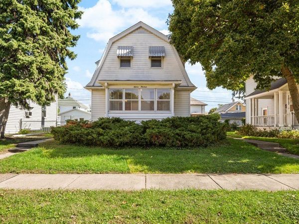 1513 41st Street , Rock Island, IL 61201