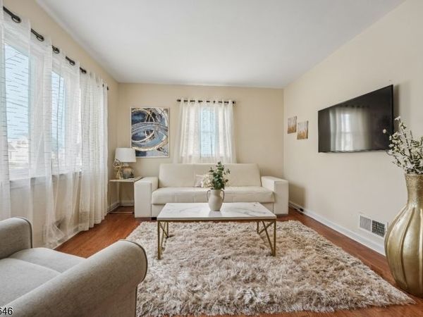 158 Charlton Ave, Lodi, NJ 07644