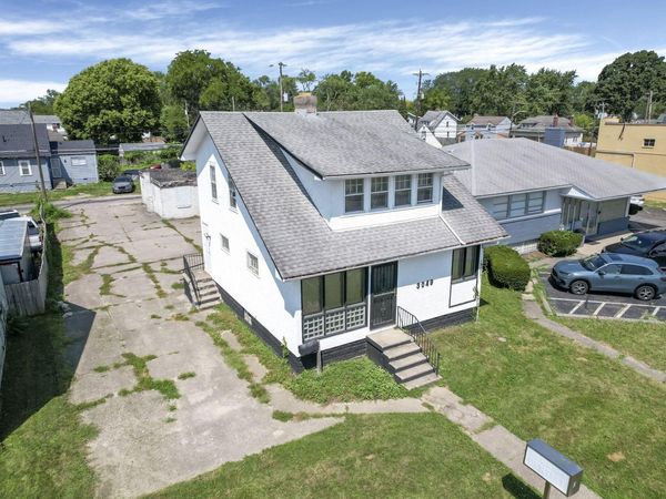3049 Cleveland Avenue, Columbus, OH 43224