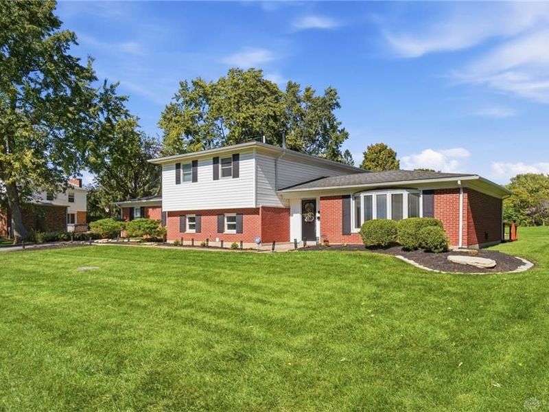 202 Whittington Drive, Washington Township, OH 45459 Photo 8