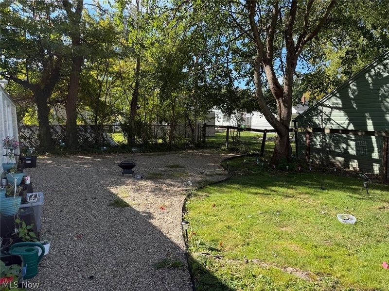 25450 Farringdon Avenue, Euclid, OH 44132 Photo 19
