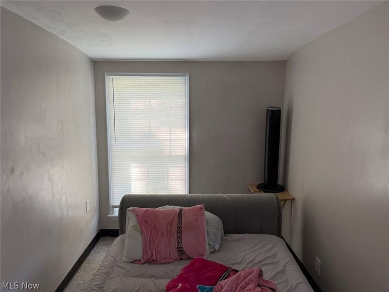 25450 Farringdon Avenue, Euclid, OH 44132 Photo 8