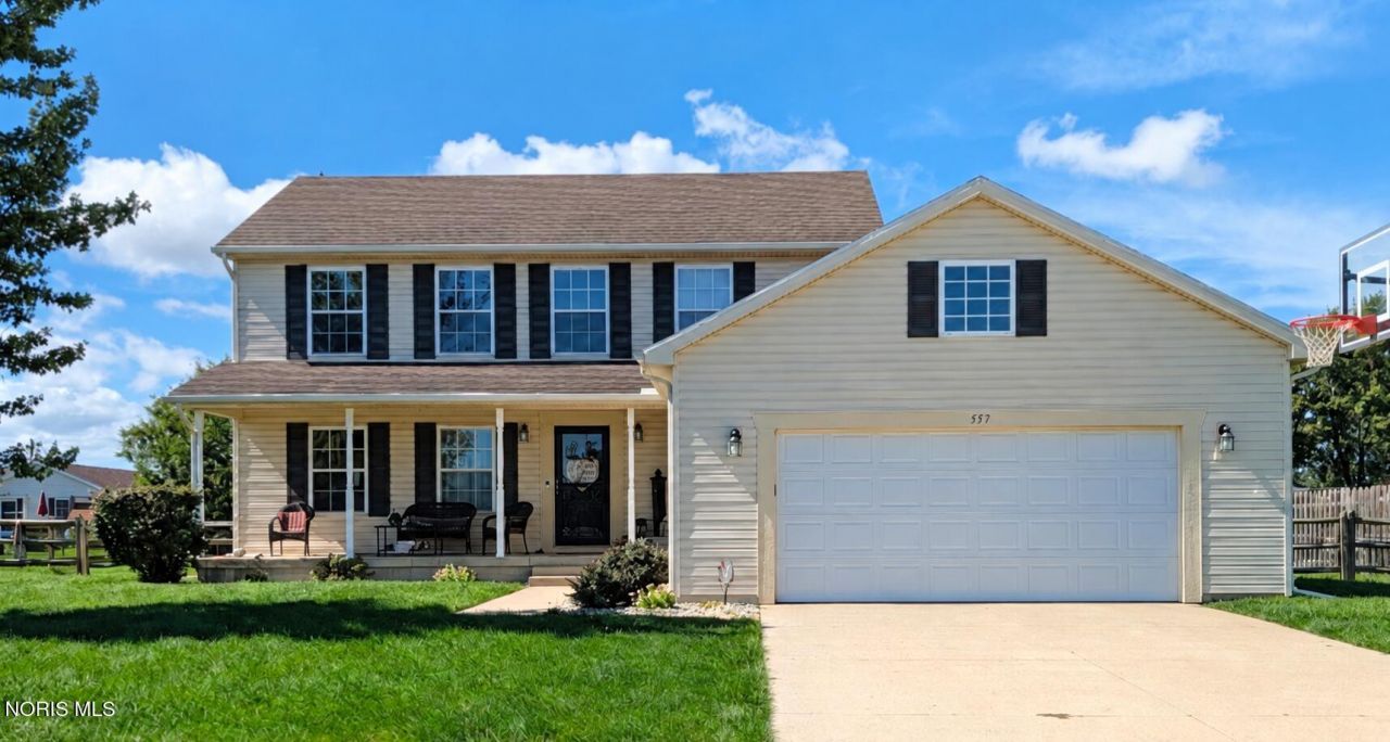 557 Sky Way Drive, Oregon, OH 43616 Main Photo