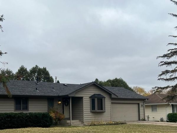 8711 61st Avenue N, New Hope, MN 55428