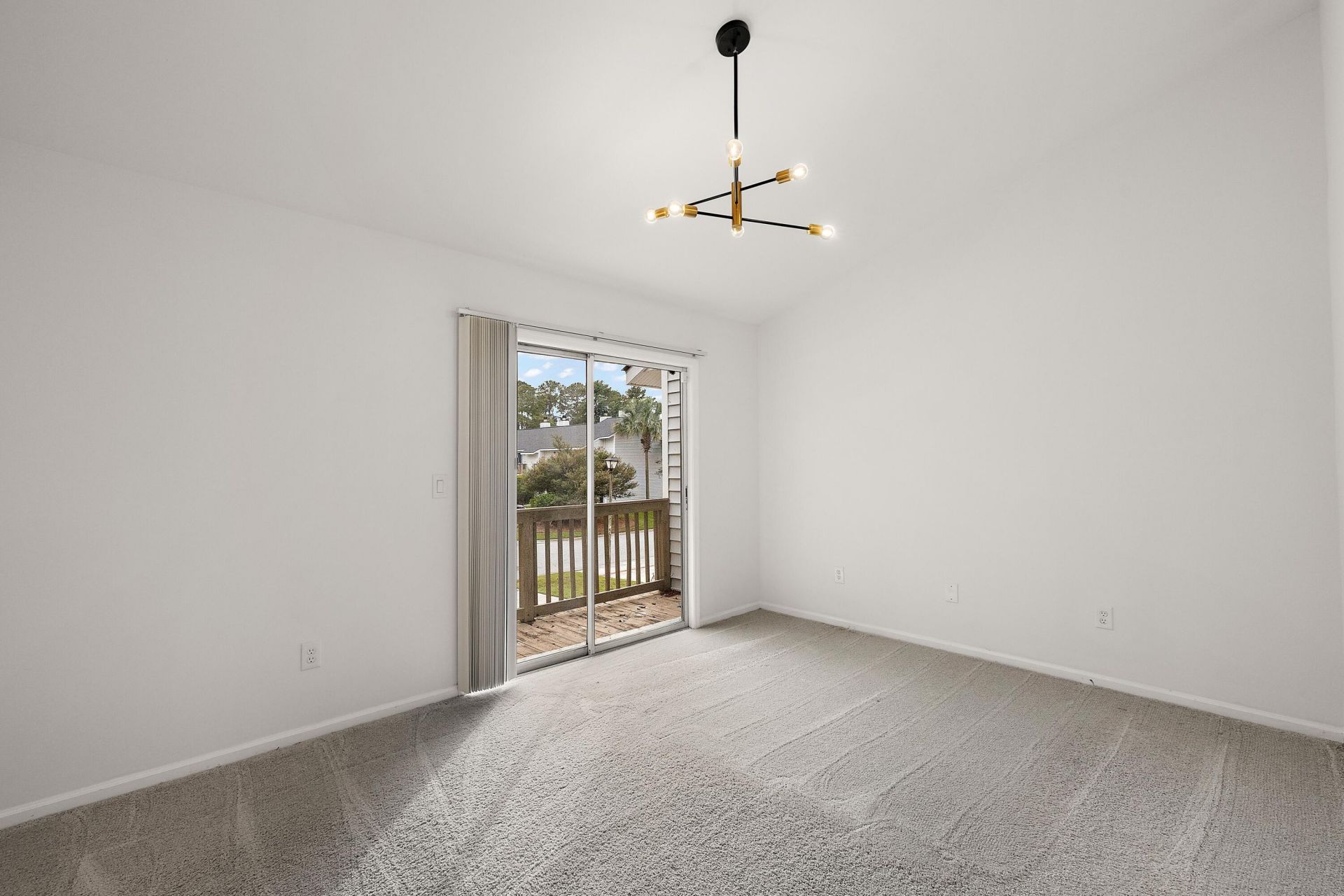 7818 Nummie Court Photo 8